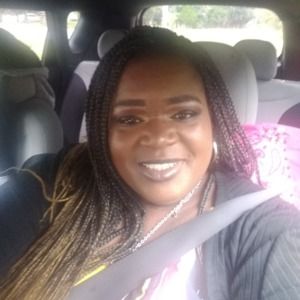 Meet your Posher, Lizzie